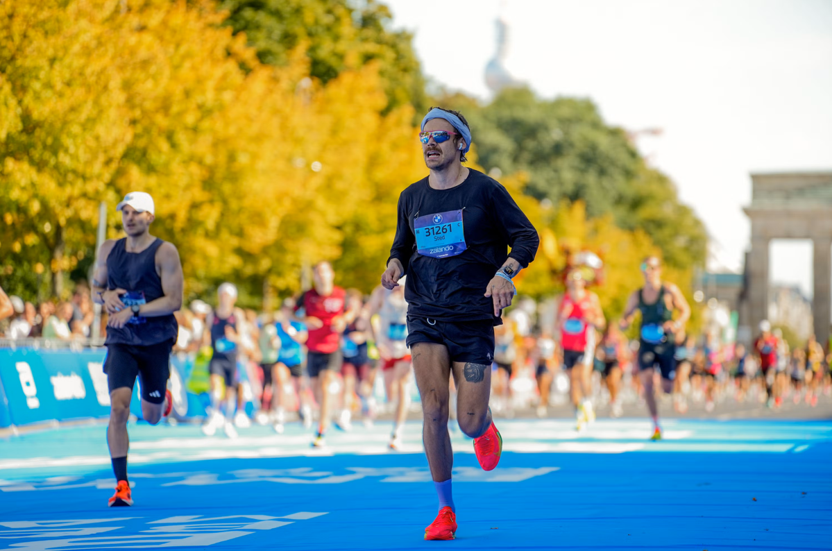 Harry Styles Berlin Marathon 2025 Catatan Waktu dan Statistik